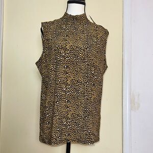 *NEW WITH TAGS* Anne Klein Leopard Print Sleeveless Top with Zipper on the Back!
